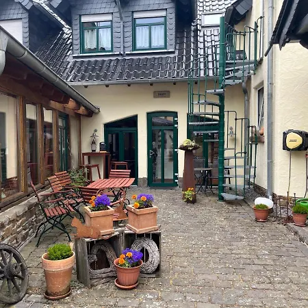 Ferienwohnung Zur Scheune Lind Exterior photo